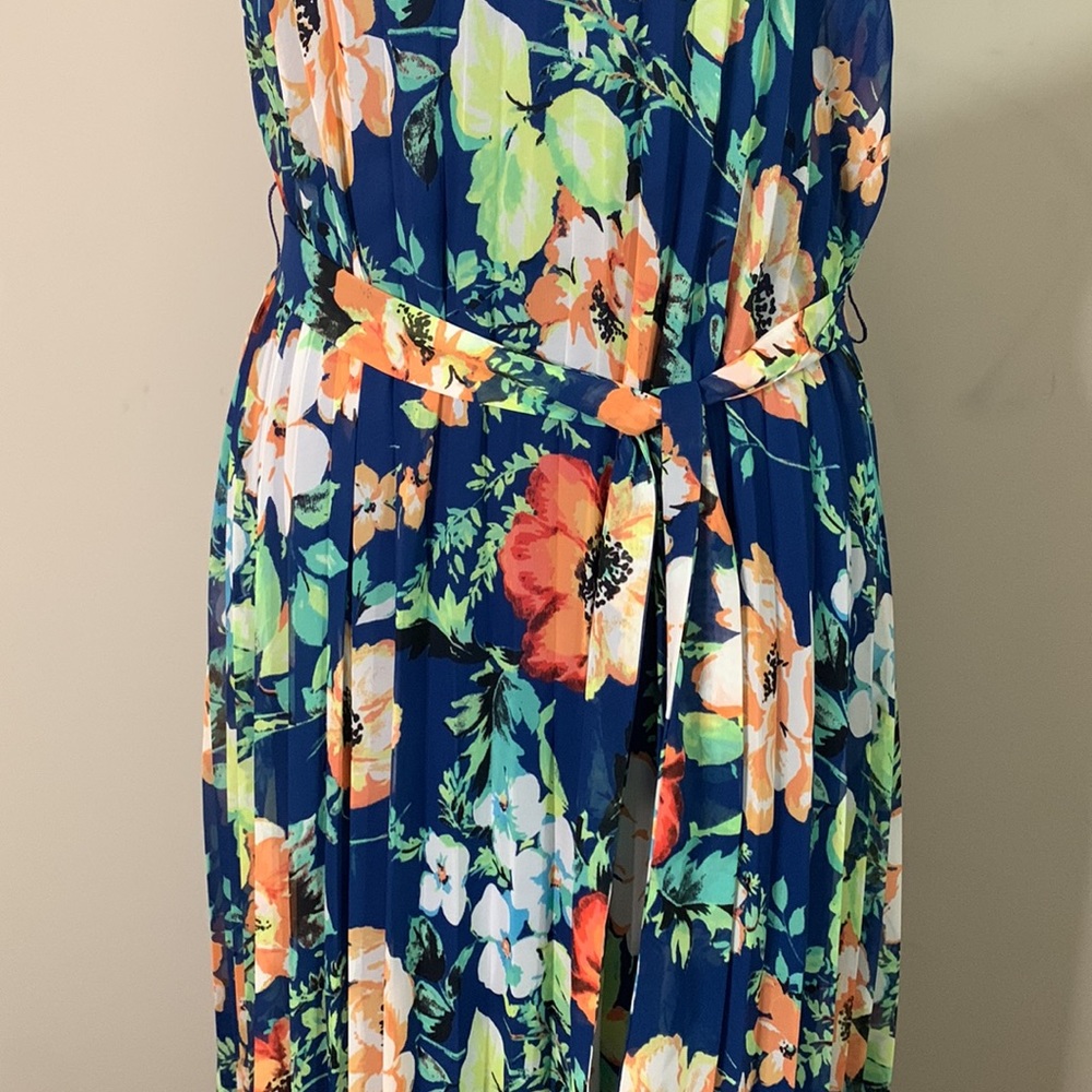 B Darlin floral dress - Size: 5/6 NWOT - Picture 6 of 13